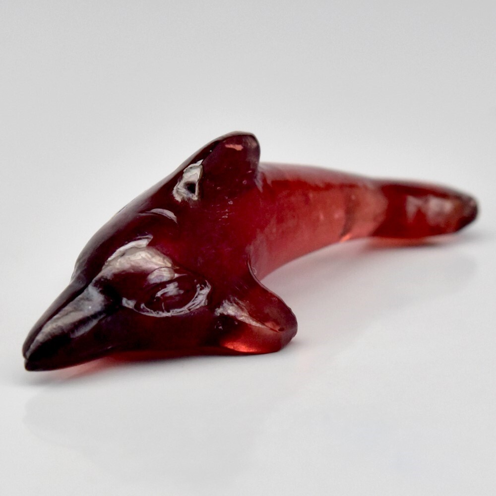 Handcraft Rare! 10.50ct Dolphin Carving Natural Purplish Pink Rhodolite Garnet