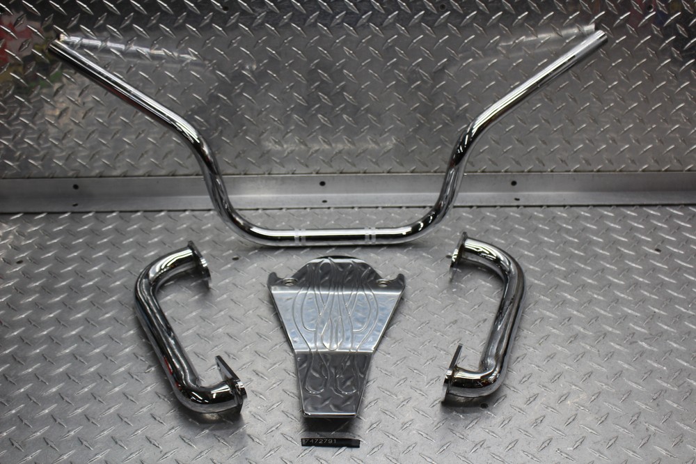 2005 YAMAHA V STAR 650 XVS650 CUSTOM HANDLEBAR/DIFF COVER/ENGINE GUARDS