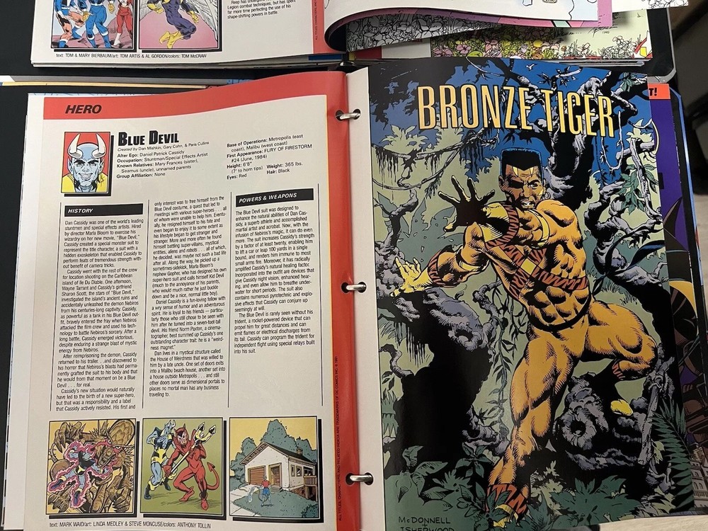 Who's Who in the DC Universe 1991 Loose Leaf Complete Set 1-16  Superman Batman