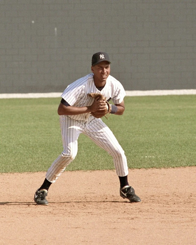 Rookie Derek Jeter Yankees Hall Of Fame Great 8x10 PHOTO PRINT