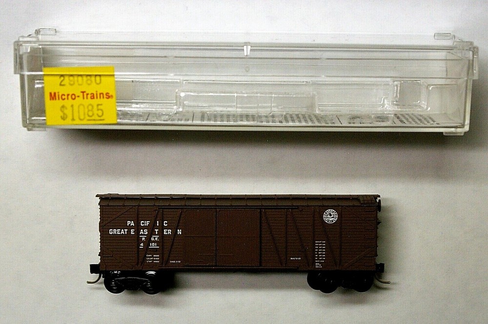 MTL Micro-Trains 29080 Pacific Great Eastern PGE 4101 40 foot wood boxcar