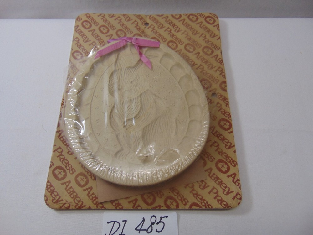 Abbey Press Easter Bunny Shortbread Cookie Mold New Old Stock-image