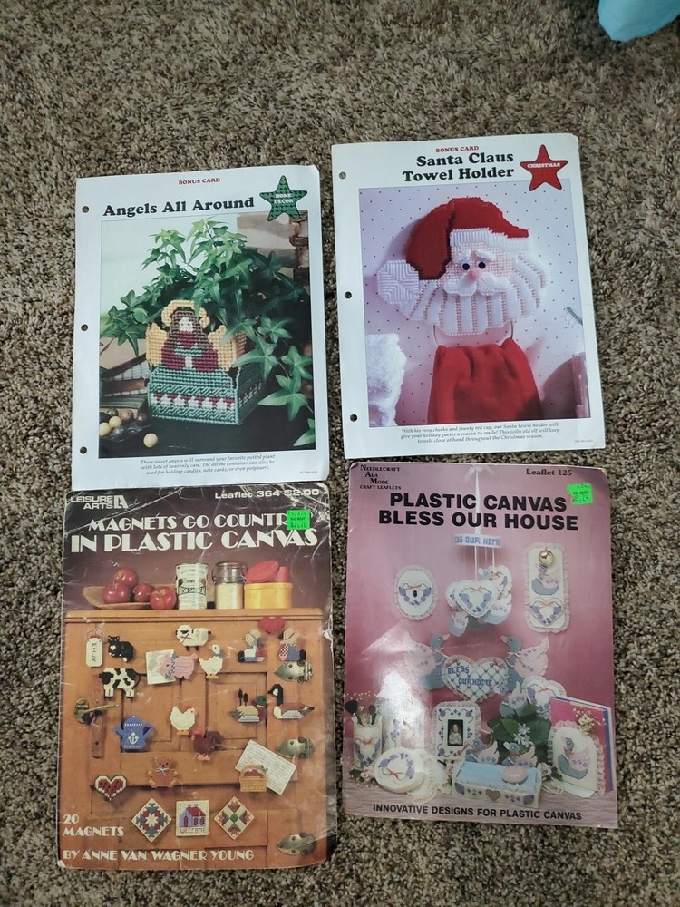 Vintage Needlework Crafts Plastic Canvas Leisure Arts 364, 125 And 2 Pages Lot 4