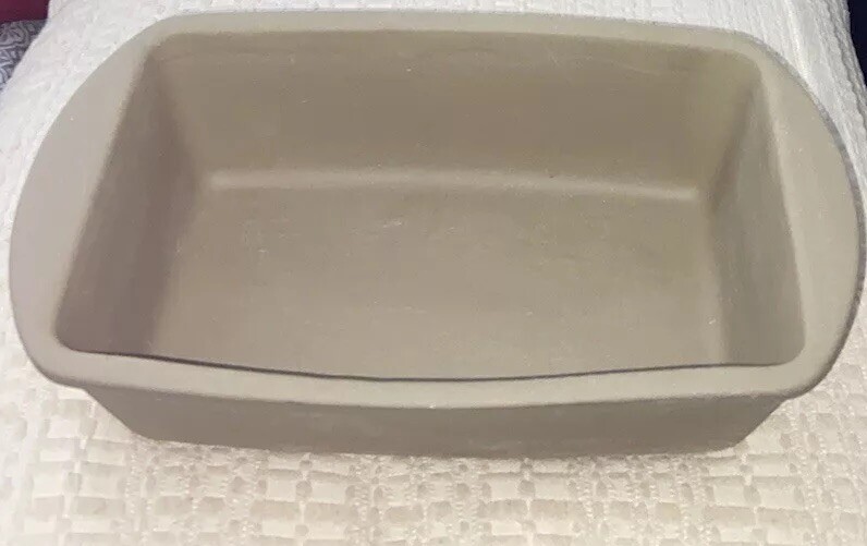 Pampered Chef Stoneware Bread Loaf Pan from Family Heritage Collection made in USA