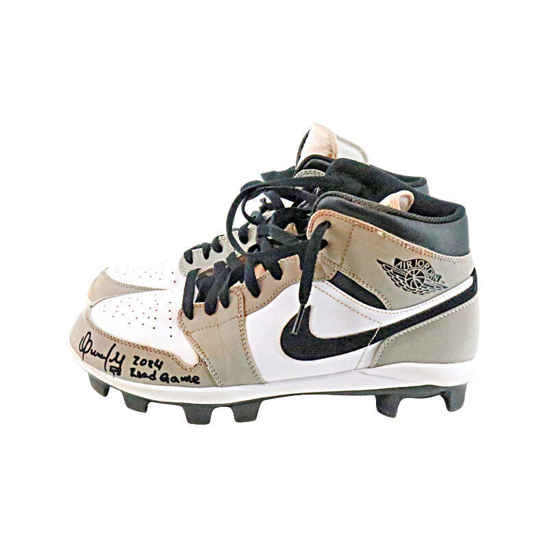 Oswaldo Cabrera Yankees Signed Inscri Air Jordan 1 Gray Game Used Cleats CX LOA