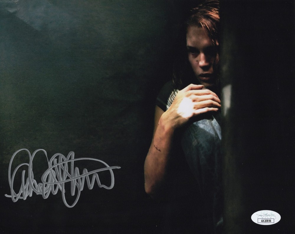 Amanda Righetti Signed 8x10 Photo Friday the 13th Jason Voorhees Autograph JSA 3