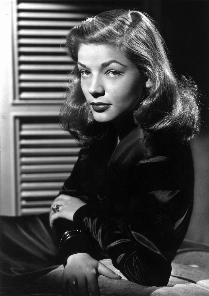 Lauren Bacall  Famous Actress 8x10 Picture Celebrity Print