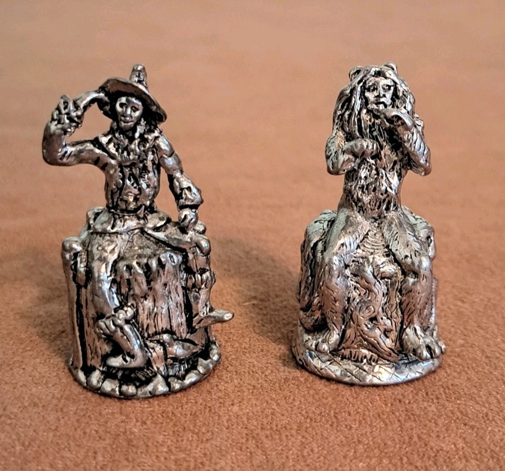 Scarecrow & Cowardly Lion Collectible Thimbles Wizard Of Oz Pewter