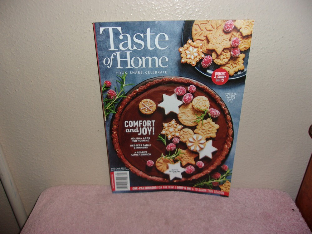 TASTE OF HOME  MAGAZINE EDITED by A THOUSAND COUNTRY COOKS...DEC / JAN 2023-image