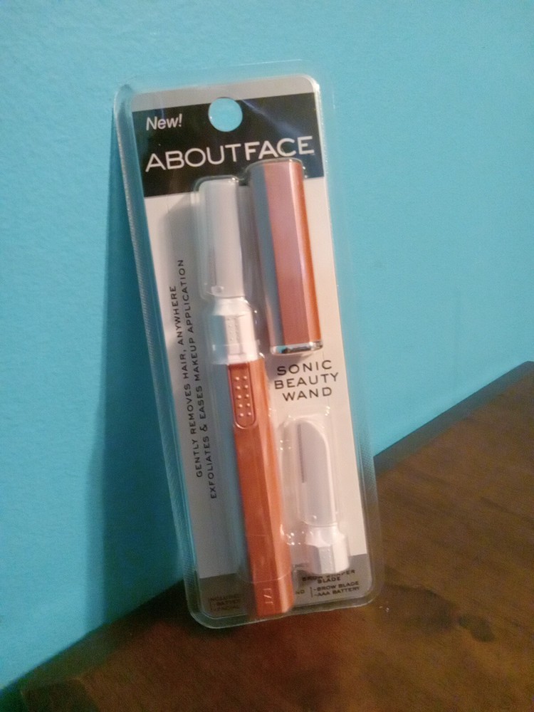 About Face Sonic Beauty Wand with New Battery Included-image