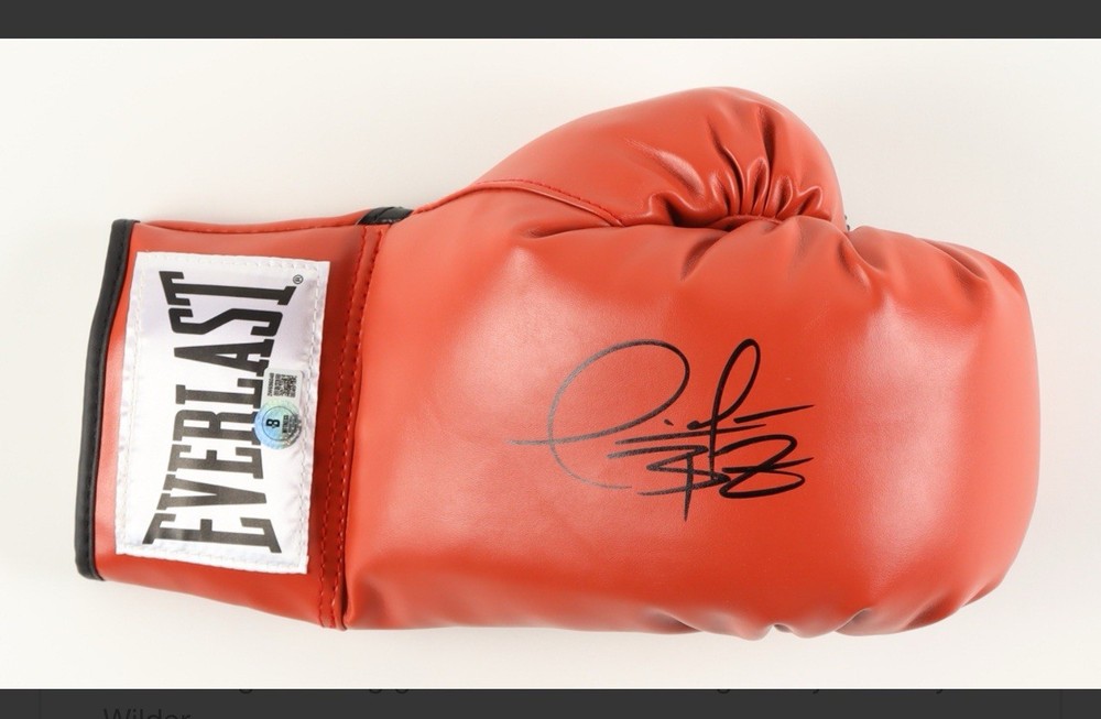 Deontay Wilder Signed Everlast Boxing Glove with Beckett COA Heavyweight Champ