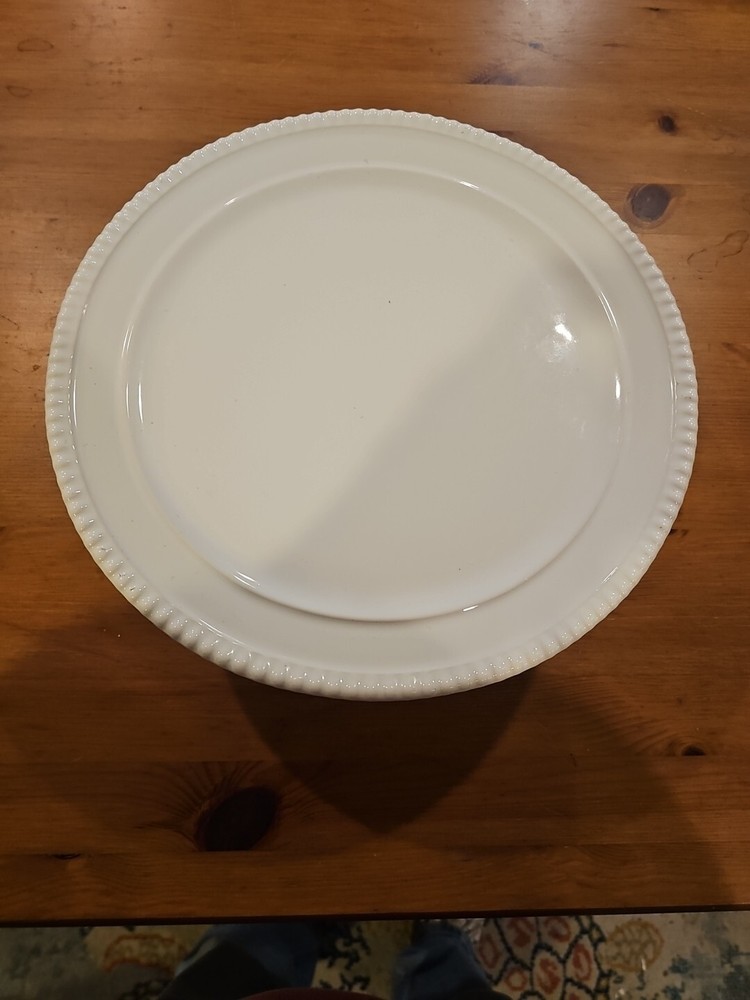 Ceramic Ceriart S.A. White Footed Cake Stand 12