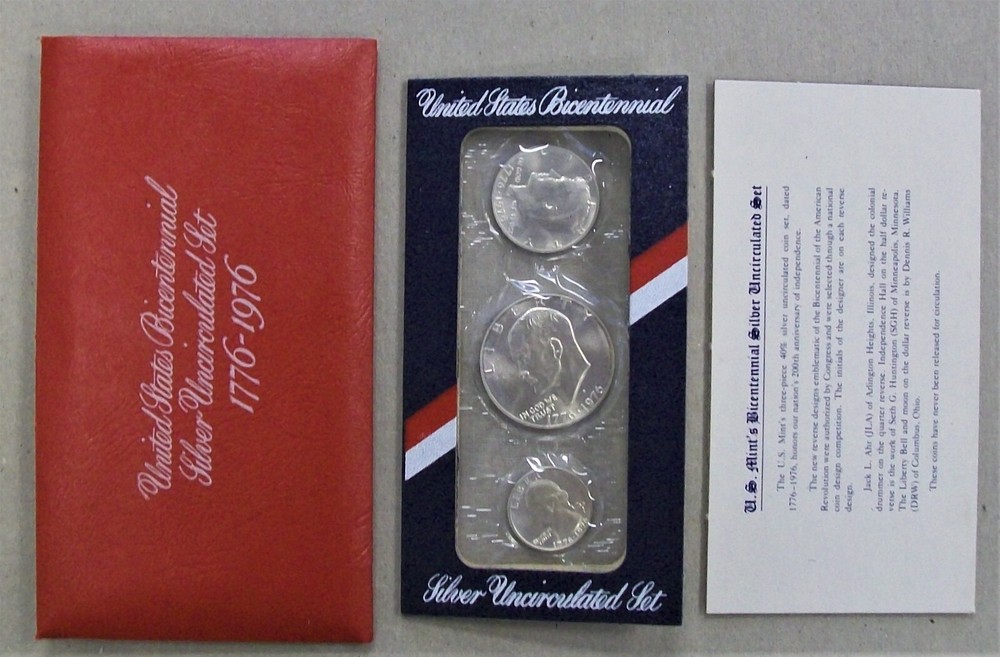 1976 BICENTENNIAL 3-COIN SILVER MINT SET IN 