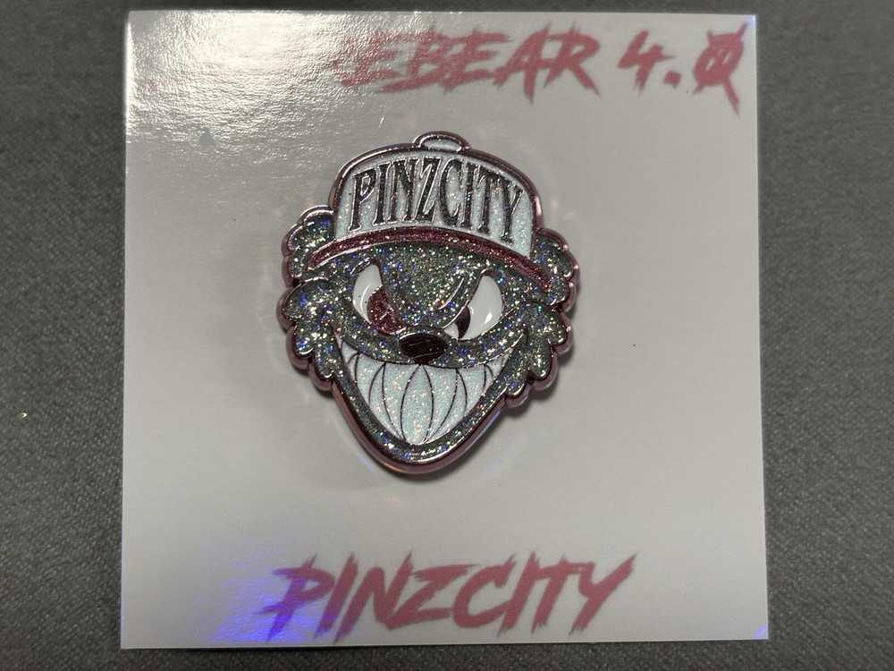 Pinzcity Scare Bear 4.0 Silver White Pink Glitter Rose Pink Metal Hat Pin Rozay