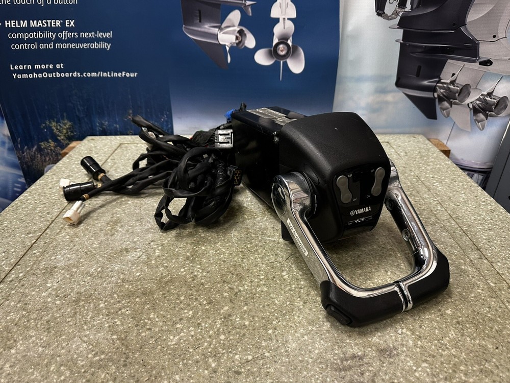 Yamaha Outboard, Dual Engine Digital Control, Fits: DEC Motors, P#6X6-48207-00