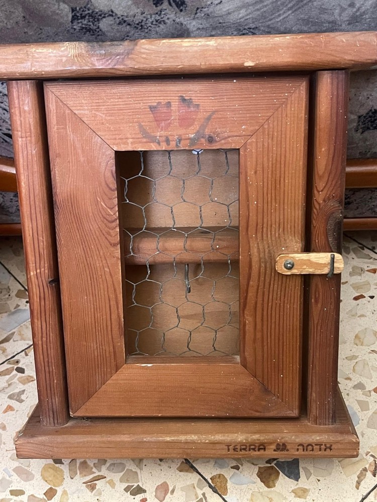vintage wood key cabinet storage wall old retro hang terra made in Israel