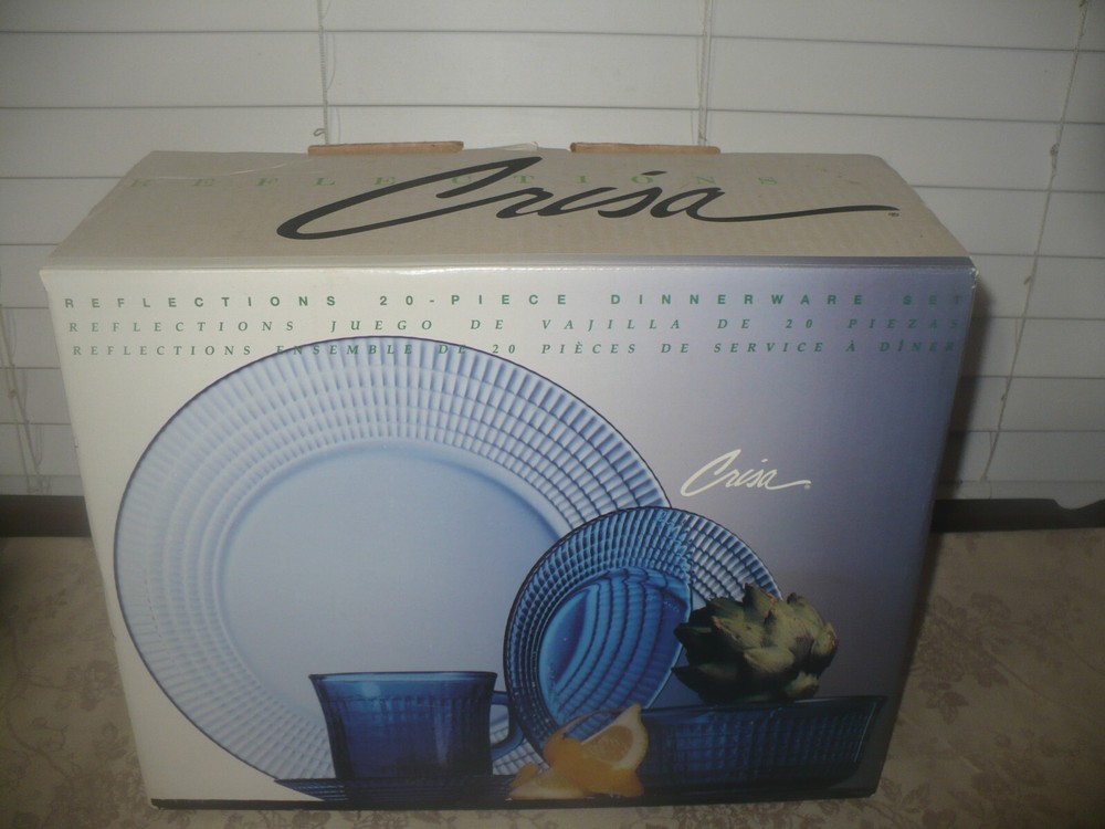 Vintage Crisa Reflections 20 Piece Dinnerware Set Service for 4 Cobalt Blue