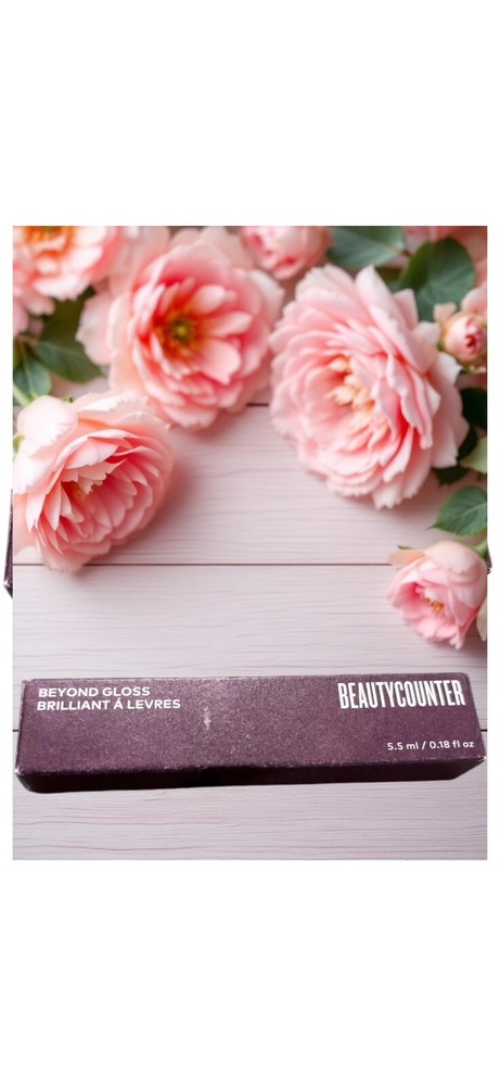 Beautycounter Beyond Gloss Lipgloss in Black Plum 0.18 oz BNWB
