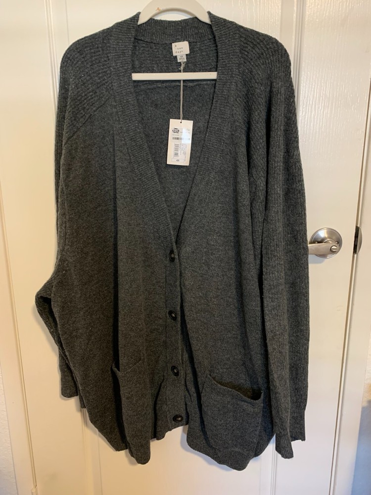A New Day Women's Size 4X Button Front Cardigan Sweater - Grey, NWT