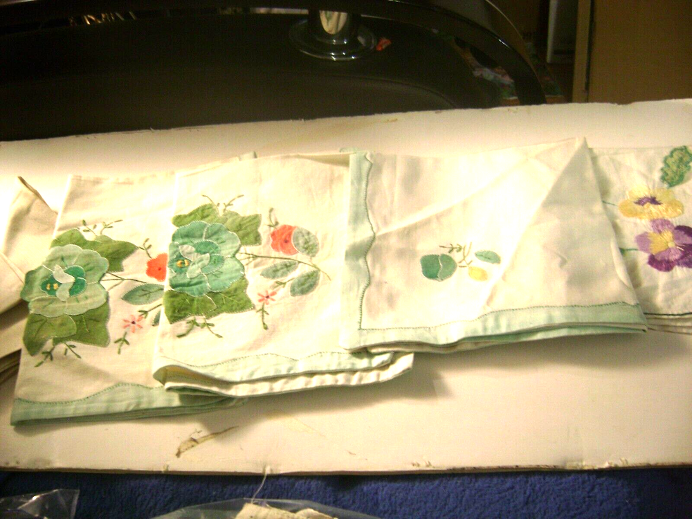 VTG MIXED Lot of 4pcs Napkins. Cotton/ Linen Different Size , Brand,