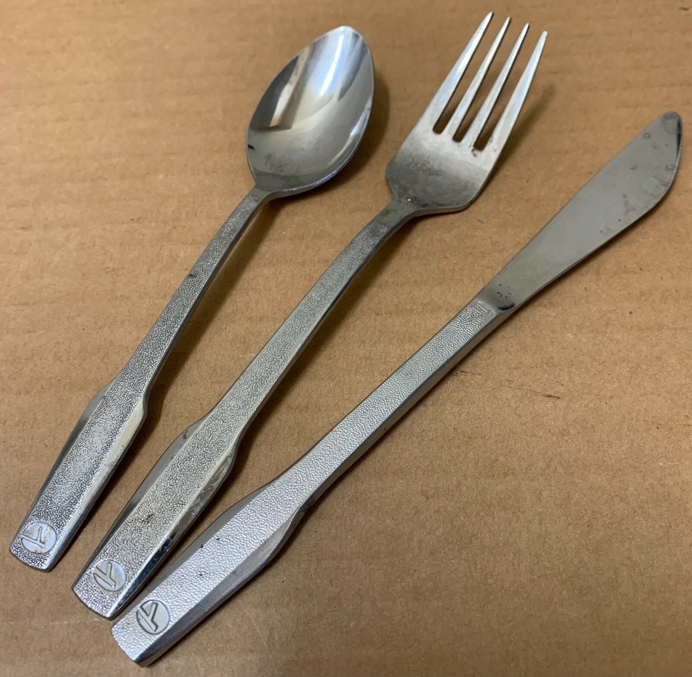 Vintage Eastern Airlines EAL Dinner Fork Knife Spoon Japan Set Stainless Steel