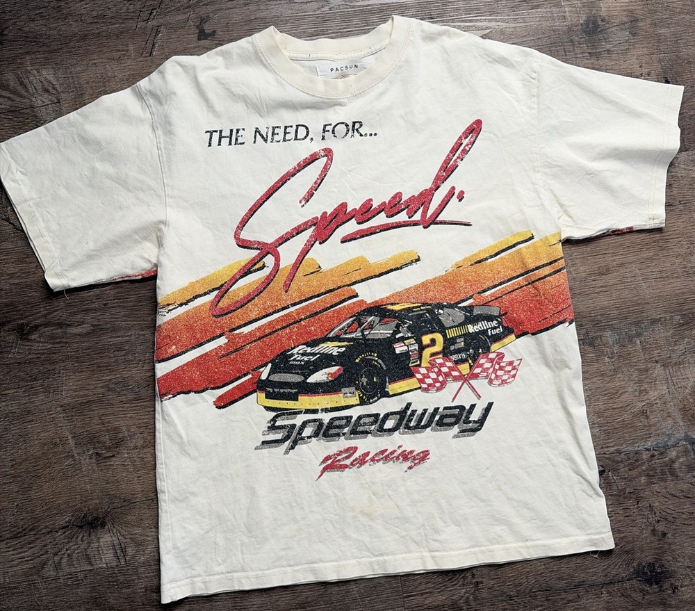 Pacing The Need For Speed Speedway Racing Graphic Shirt Cream Men’s Size L