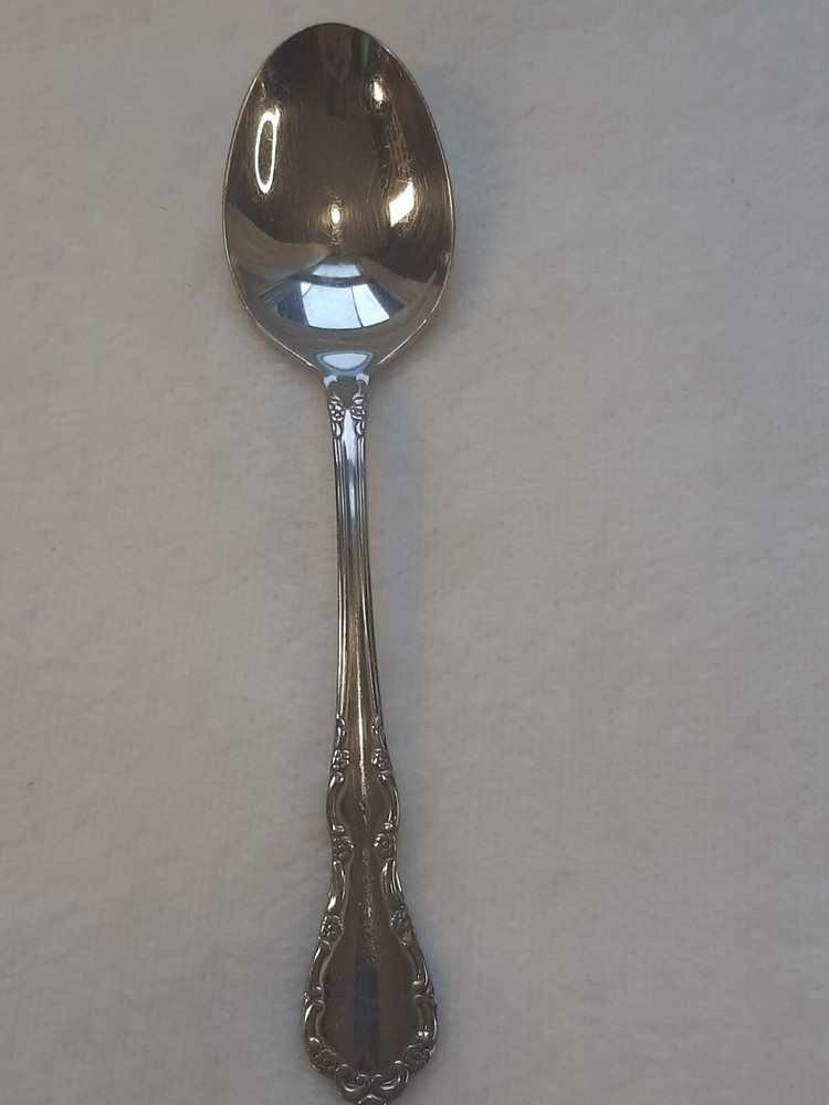 Oneida Distinction Deluxe HH Mason Hall Dinner Spoon 7
