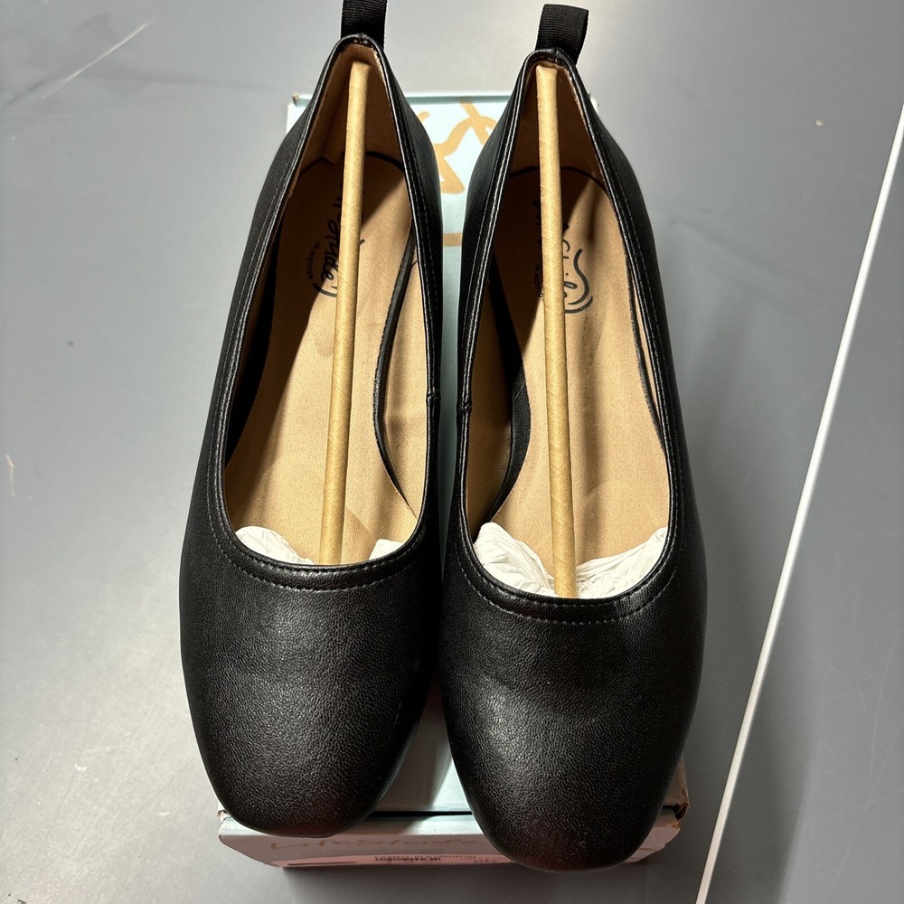 LifeStride Women's Cameo Slip on Ballet Flats.