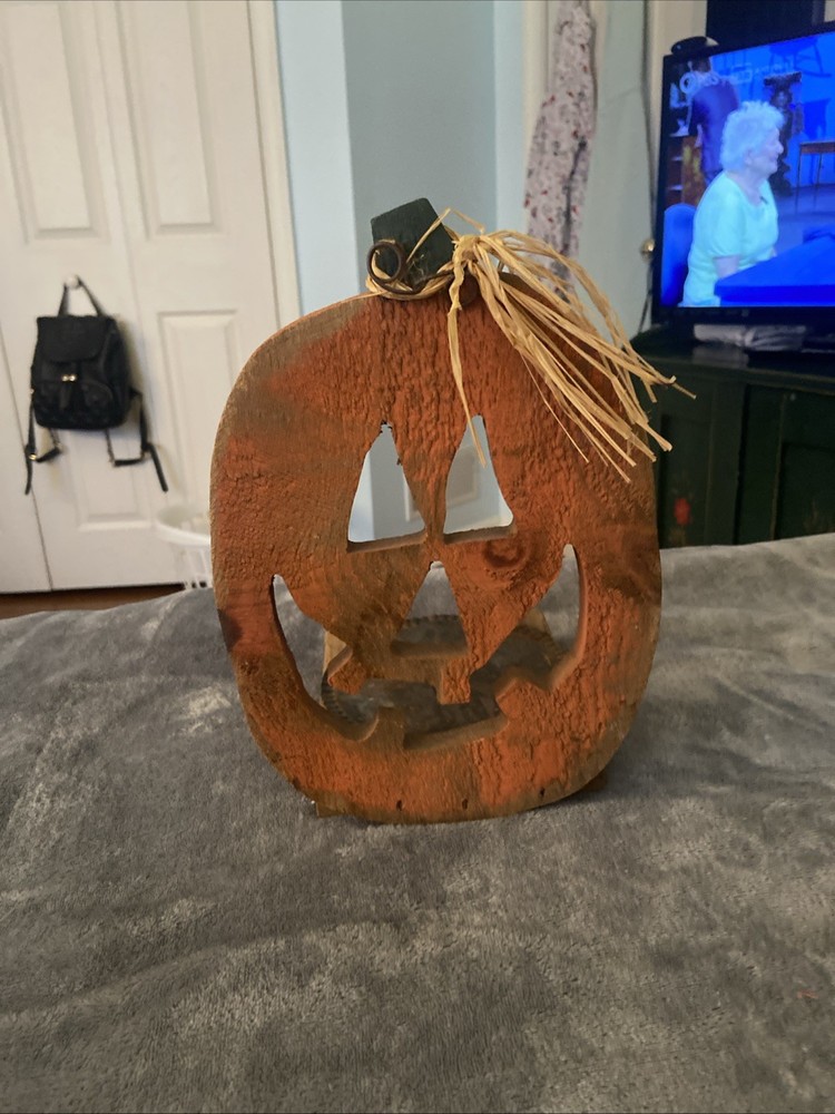 VTG Rustic Carved Halloween Pumpkin Candle Holder with Cool Vintage Look