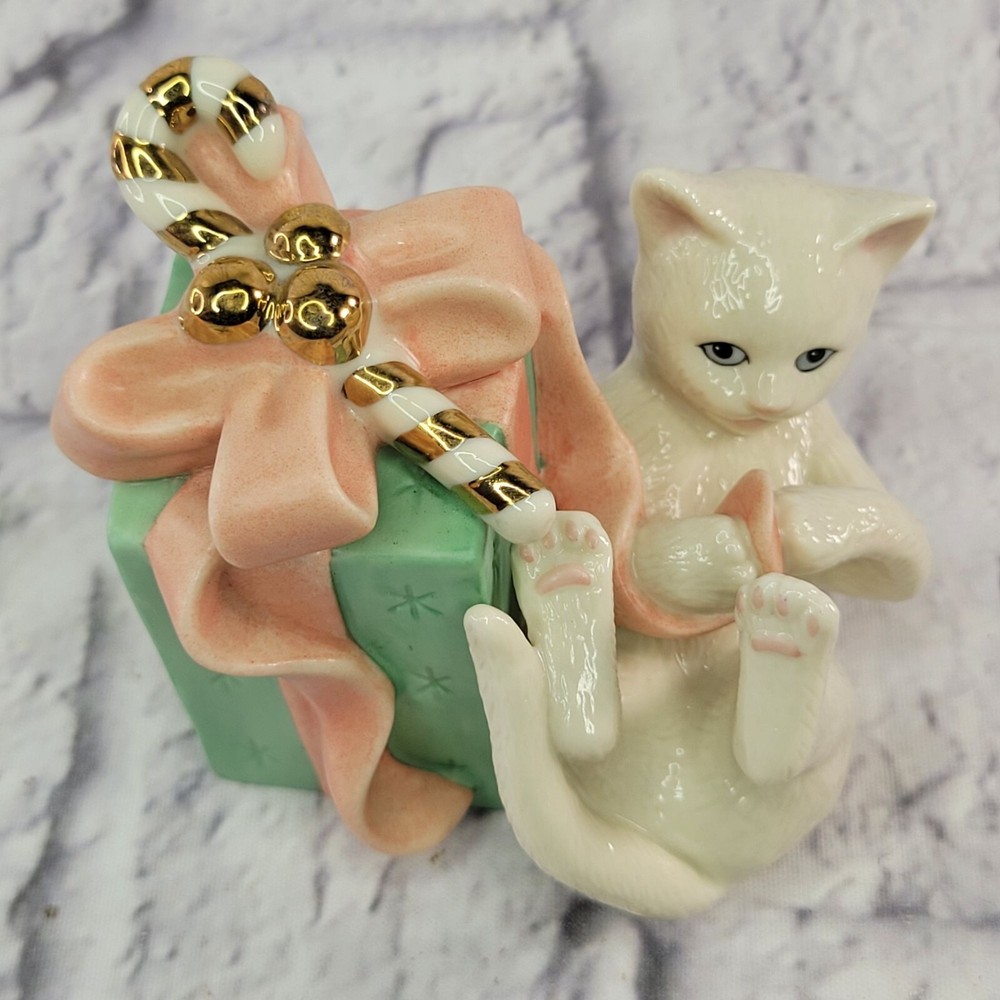 Lenox Porcelain Presently Curious Kitty Cat Figurine With Gift Golden Candy Cane