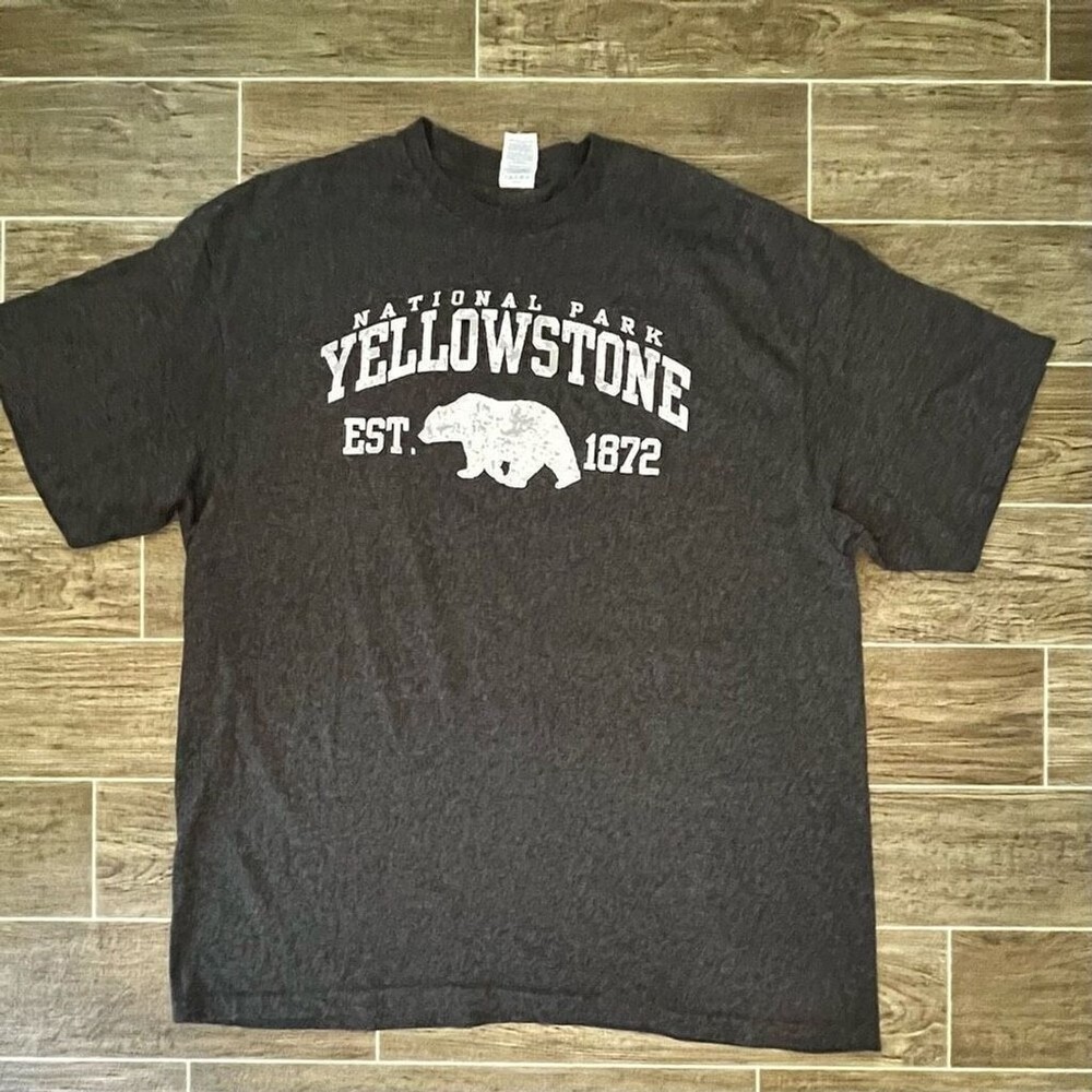 Yellowstone T-shirt XL gray logo