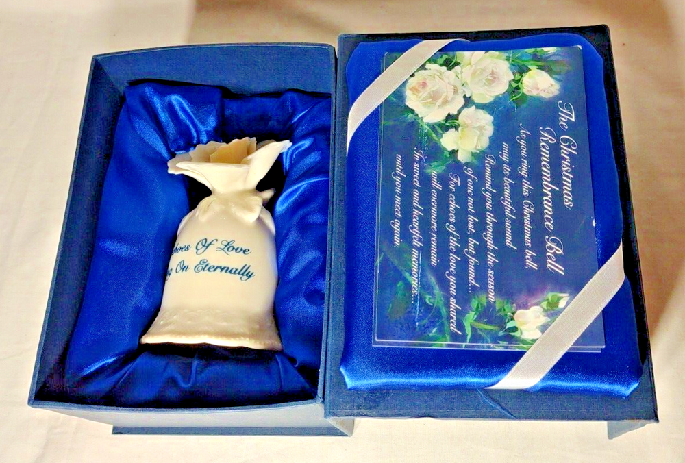 2007 Abbey Press The Christmas Remembrance Bell with Box Echoes Of Love Ring On-image