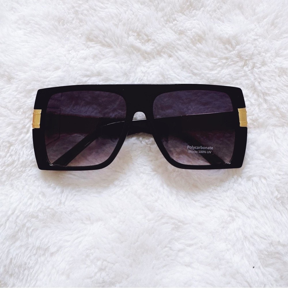 Inez Black Oversized Square Sunglasses