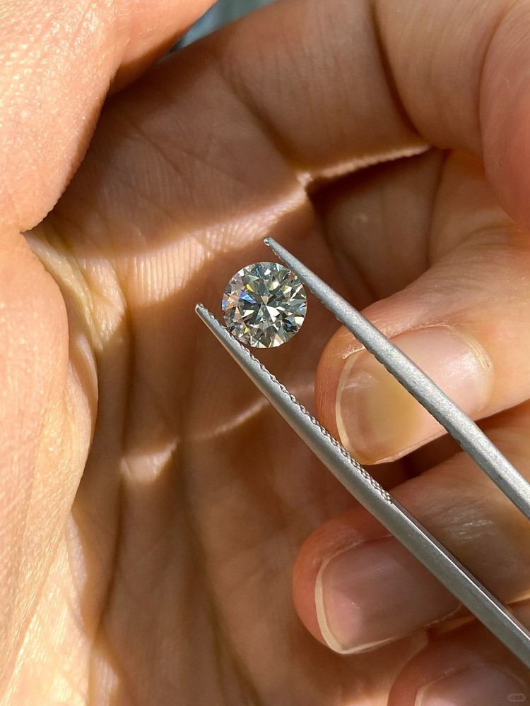 Natural Vivid White 'D' Color 2 Ct VVS1 Unheated Loose Diamond Round Cut