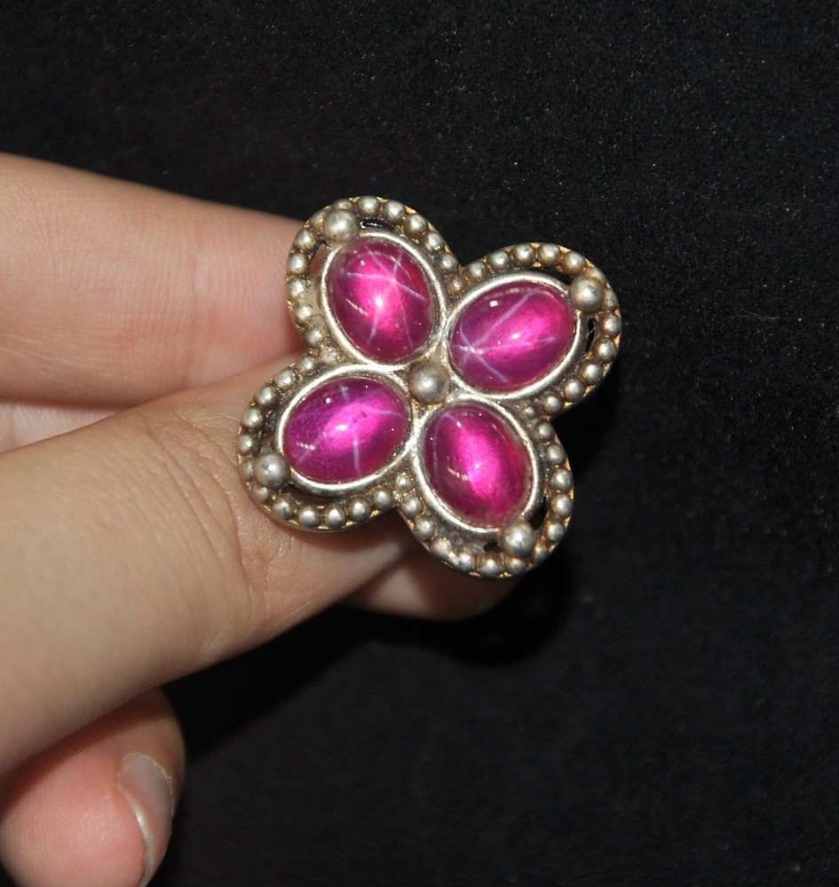 China Dynasty palace Tibetan silver inlay cat's eye Flower shape jewelry ring