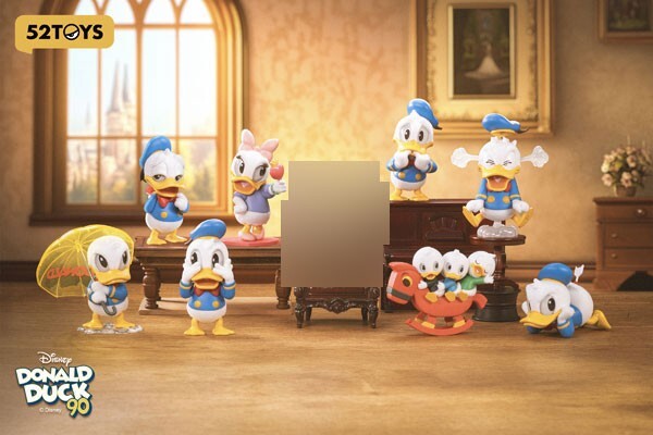 52TOYS Disney Donald Duck Club Blind Box 8-Piece Set Japan Import