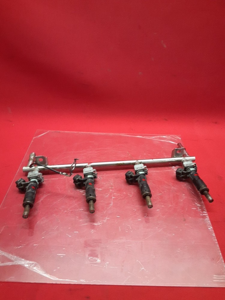 2011-2021 GM Chevrolet Buick 1.4L L4 - Gas Fuel Rail W/ Injectors 55565971