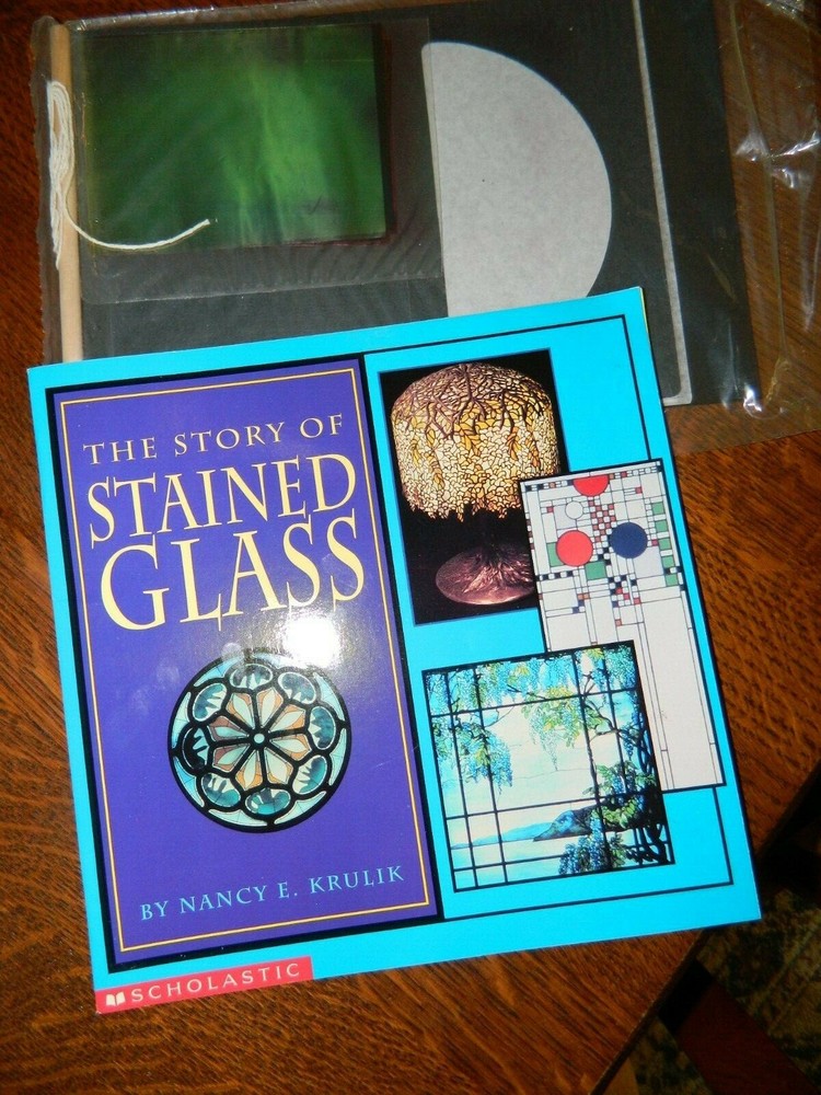 The Story of Stained Glass by Nancy E. Krulik, Scholastic Paperback & Kit, NEW