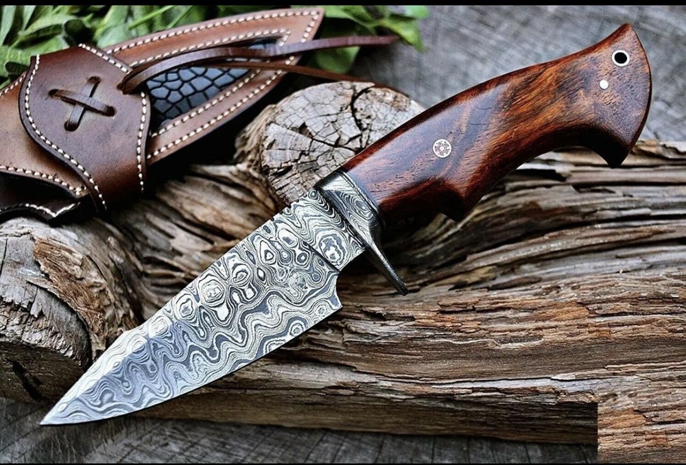 Custom Handmade Damascus Steel Bowie Hunting Knife Rose Wood Handle With Sheath