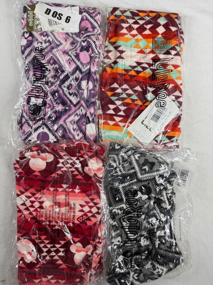 4 Pair of New Disney  One Size LuLaRoe Mickey Mini Mouse Yoga Leggings OS 6