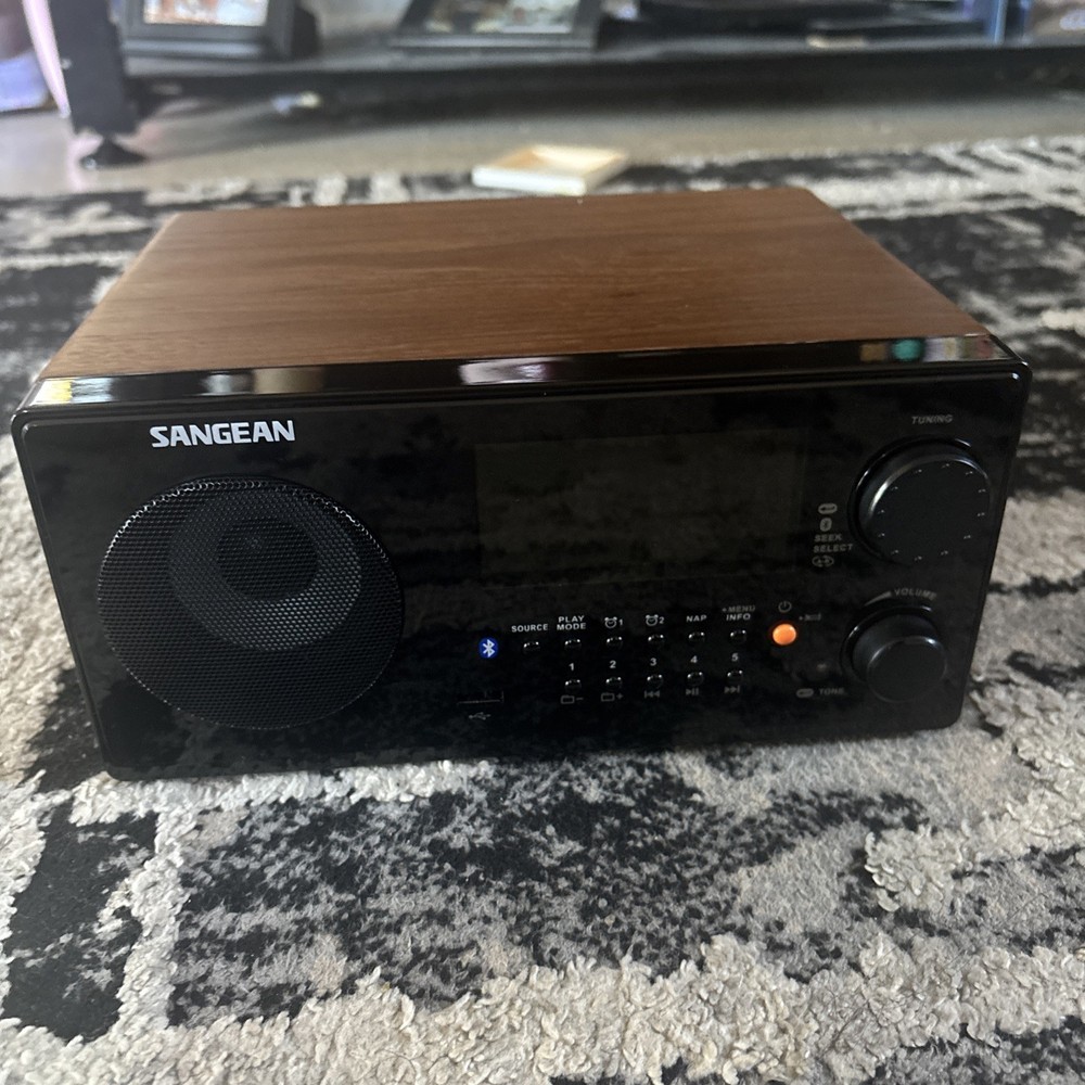 Sangean WR-22WL AM/FM,RDS/Bluetooth/USB Table,Top Digital Tuning Receiver-sw1