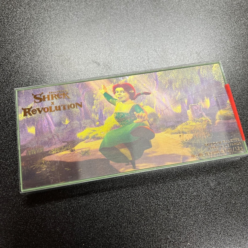 I Heart Revolution X Shrek Limited Edition Eyeshadow Palette New In Box