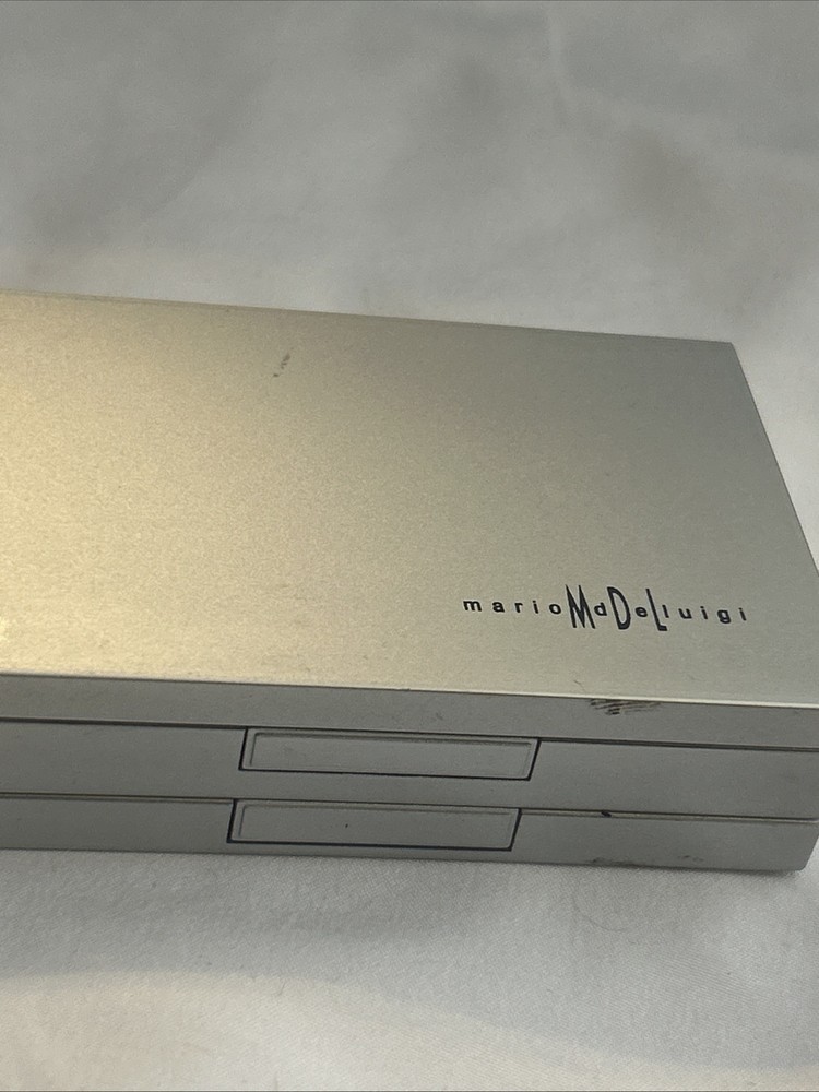 Mario MD Luigi 2-Level Lipgloss Compact with Lip Brushes Must-Have Beauty Essential