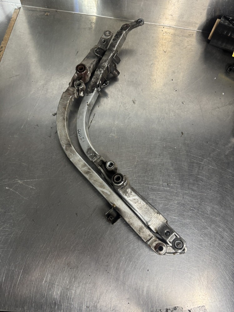 Yamaha FJ1200 Frame Bottom Rail Cradle Pair OEM Genuine Original Set