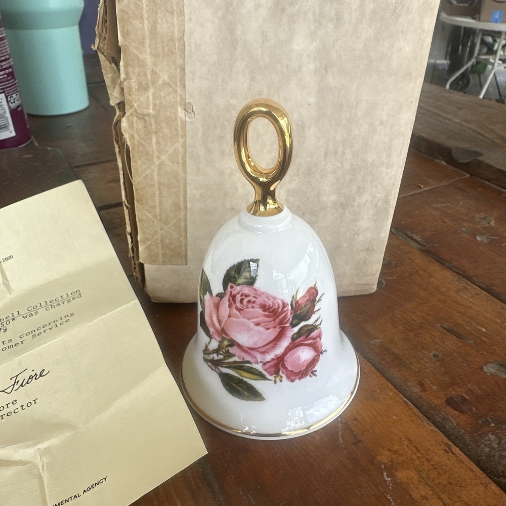 Danbury Mint American Rose Bell Collection Queen Elizabeth Rose