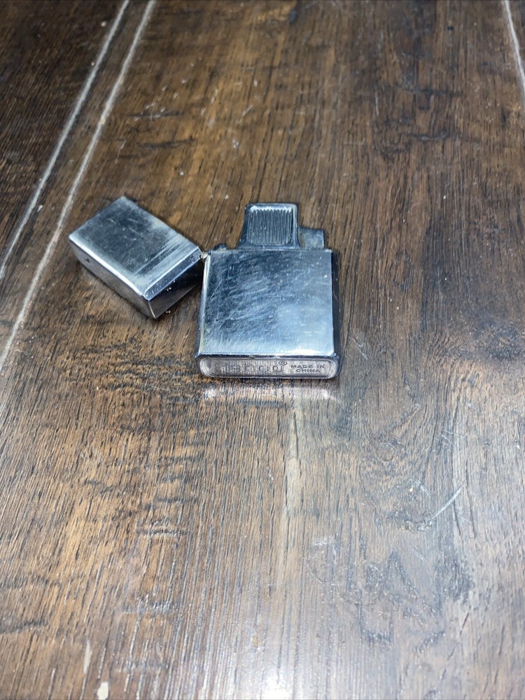 VINTAGE DEHOO CHROME LIGHTER