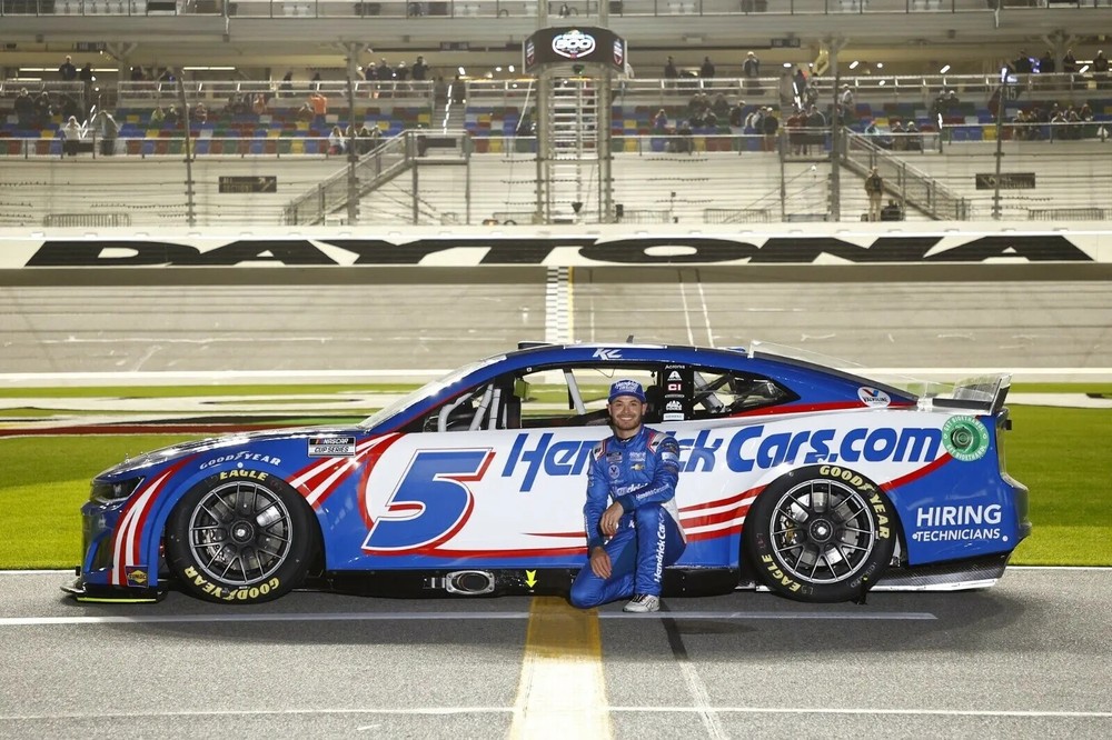 Kyle Larson NASCAR 8x10 Photo Print Superstar Edition