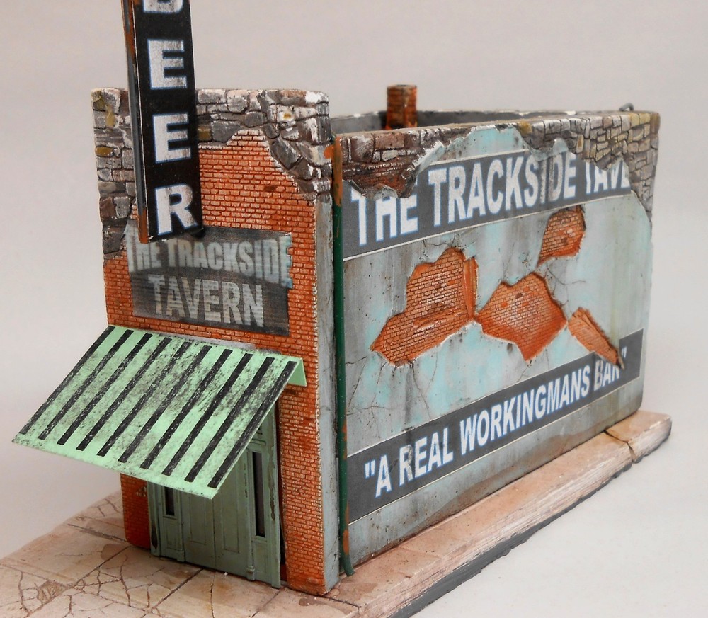 Downtown Deco O Scale  Craftsman Trackside Tavern Building kit + Free 2nd Kit!
