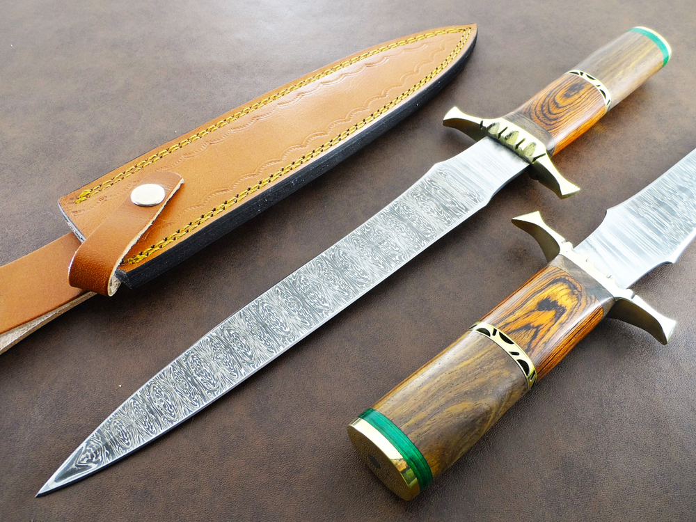 CUSTOM HAND FORGED DAMASCUS BLADE 15.0