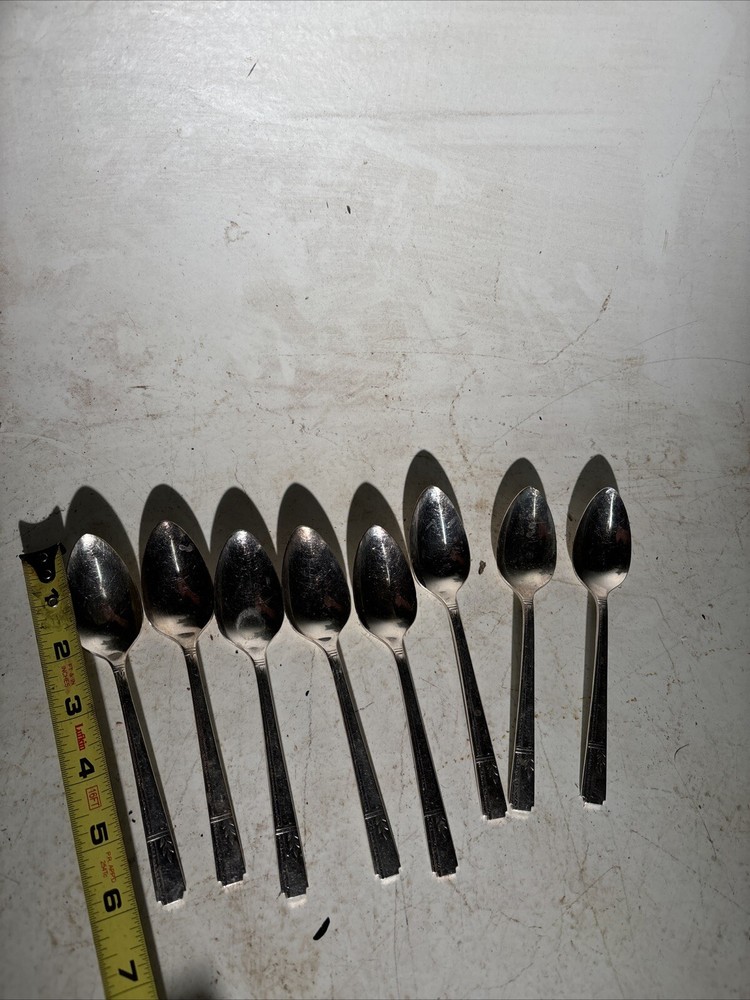 Vintage 8 Silverware Prestige Plate 8 Dinner Spoon